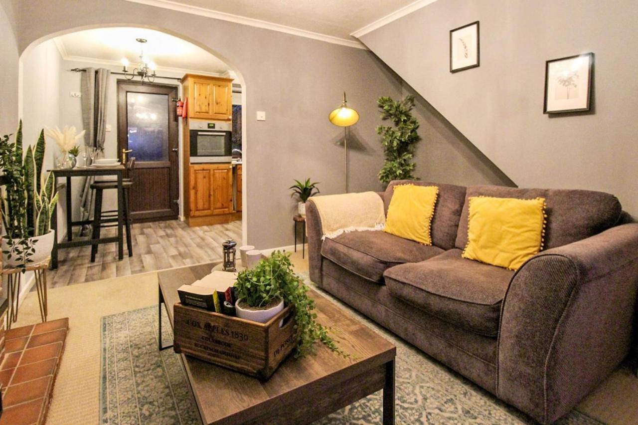 Comfortable 2 Bedroom House With Free Parking Nottingham Exterior foto