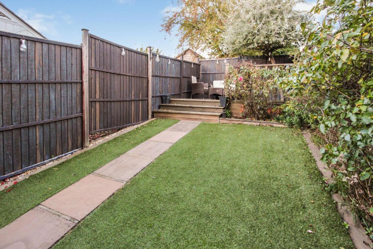 Comfortable 2 Bedroom House With Free Parking Nottingham Exterior foto